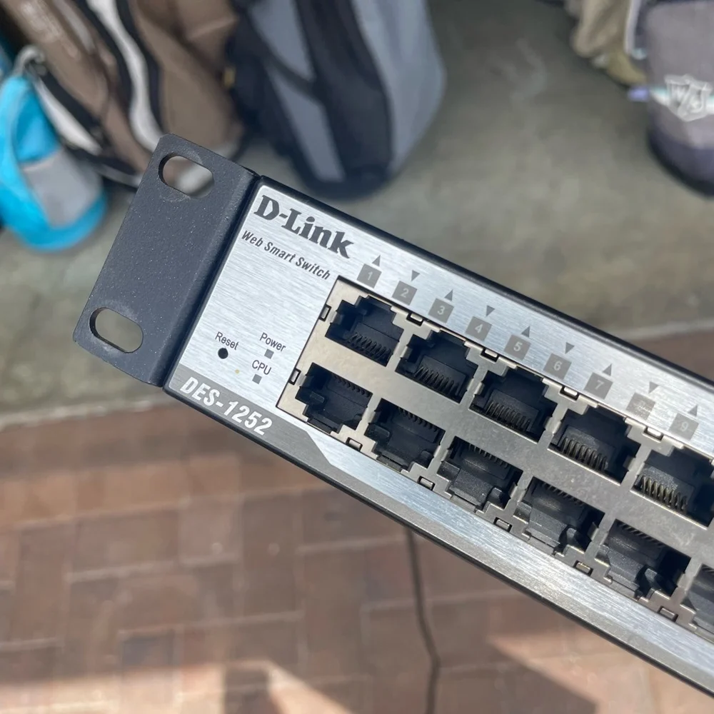 D-Link DES-1252 Smart Switch